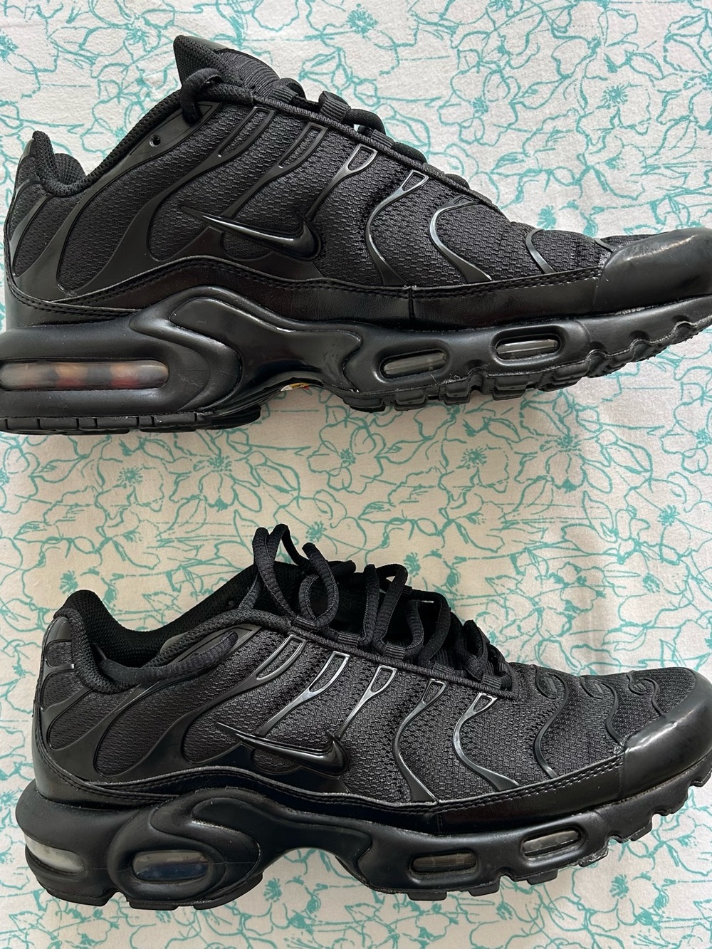 Nike Air Max Plus TN Triple Black Men's Size 9.5